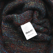 Load image into Gallery viewer, Block Logo Beanie